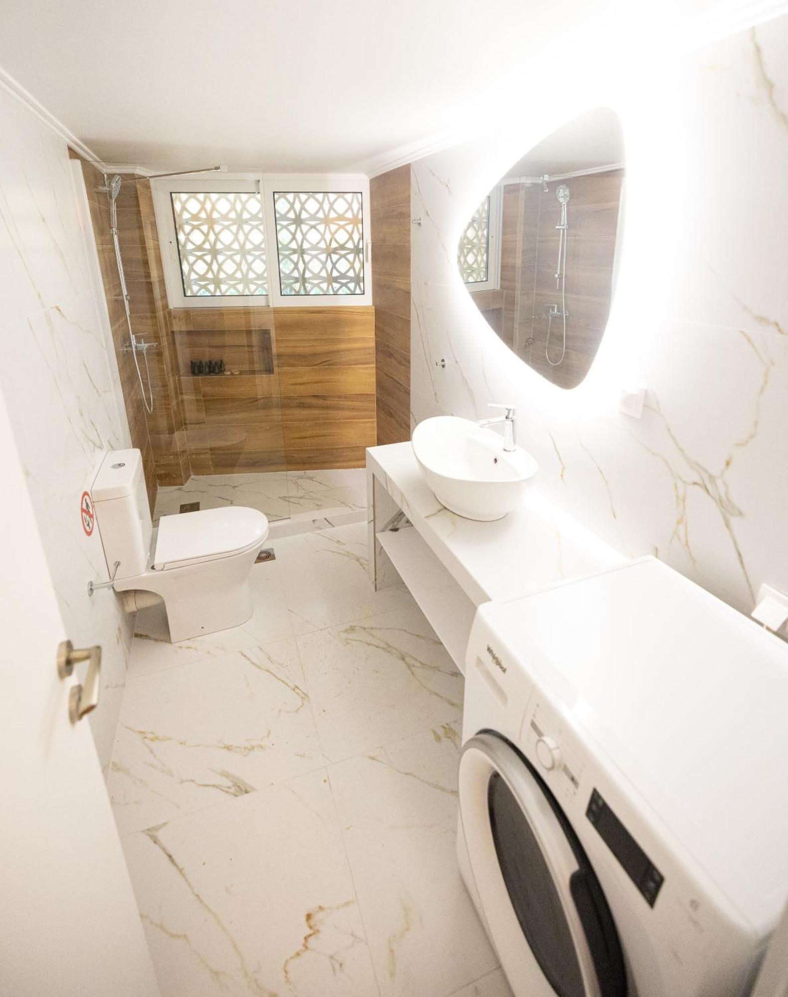 Love Travel Athens Apartments Esterno foto