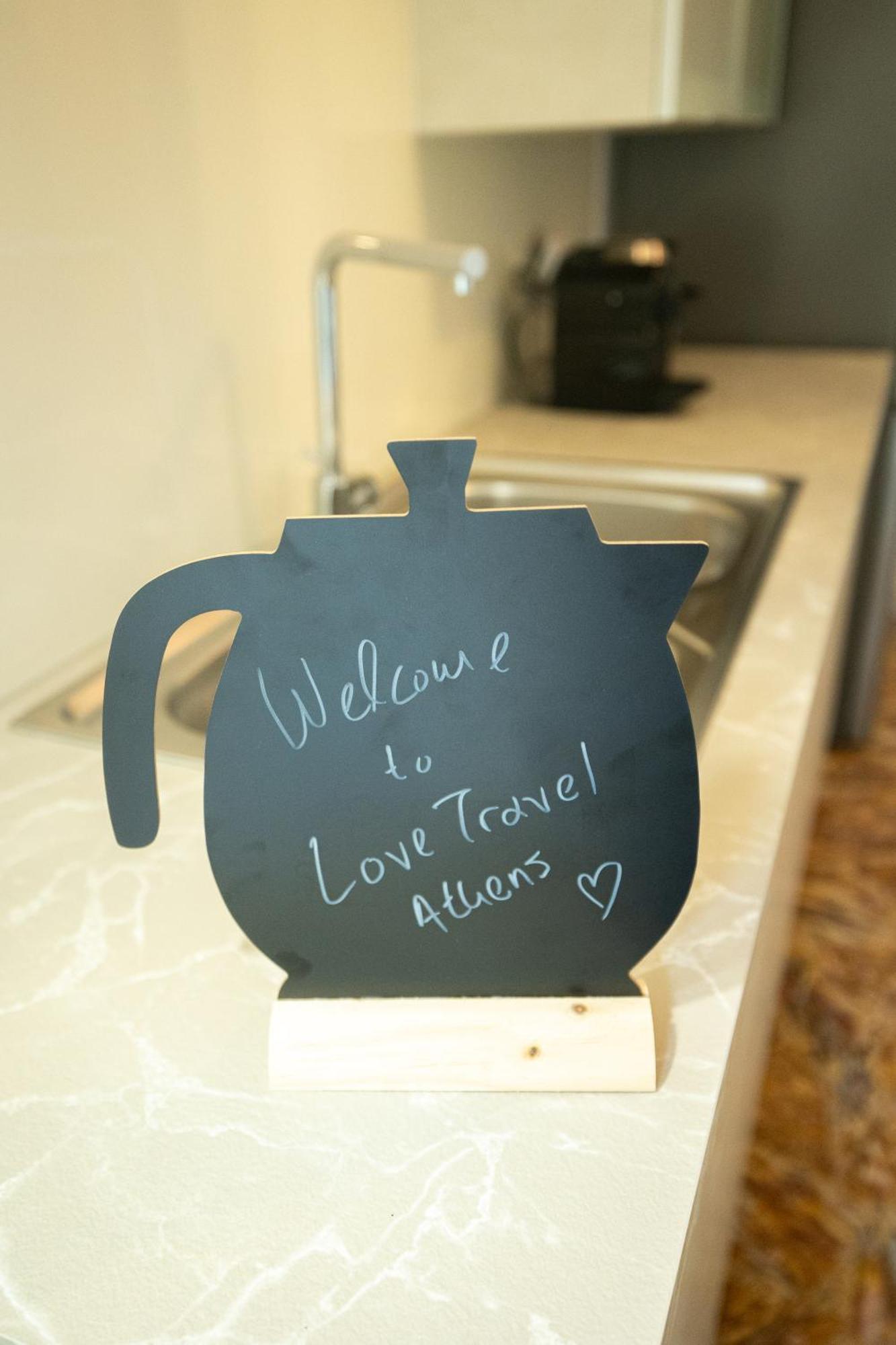 Love Travel Athens Apartments Esterno foto