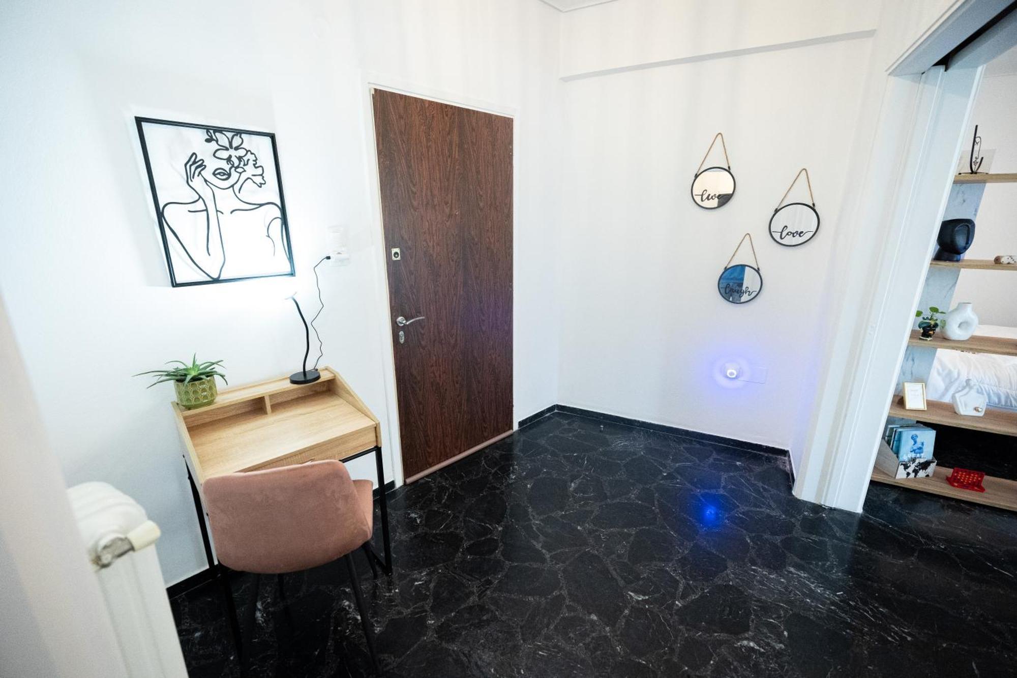 Love Travel Athens Apartments Esterno foto