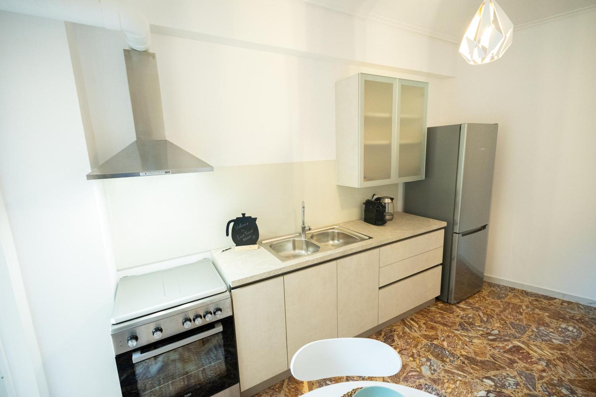 Love Travel Athens Apartments Esterno foto